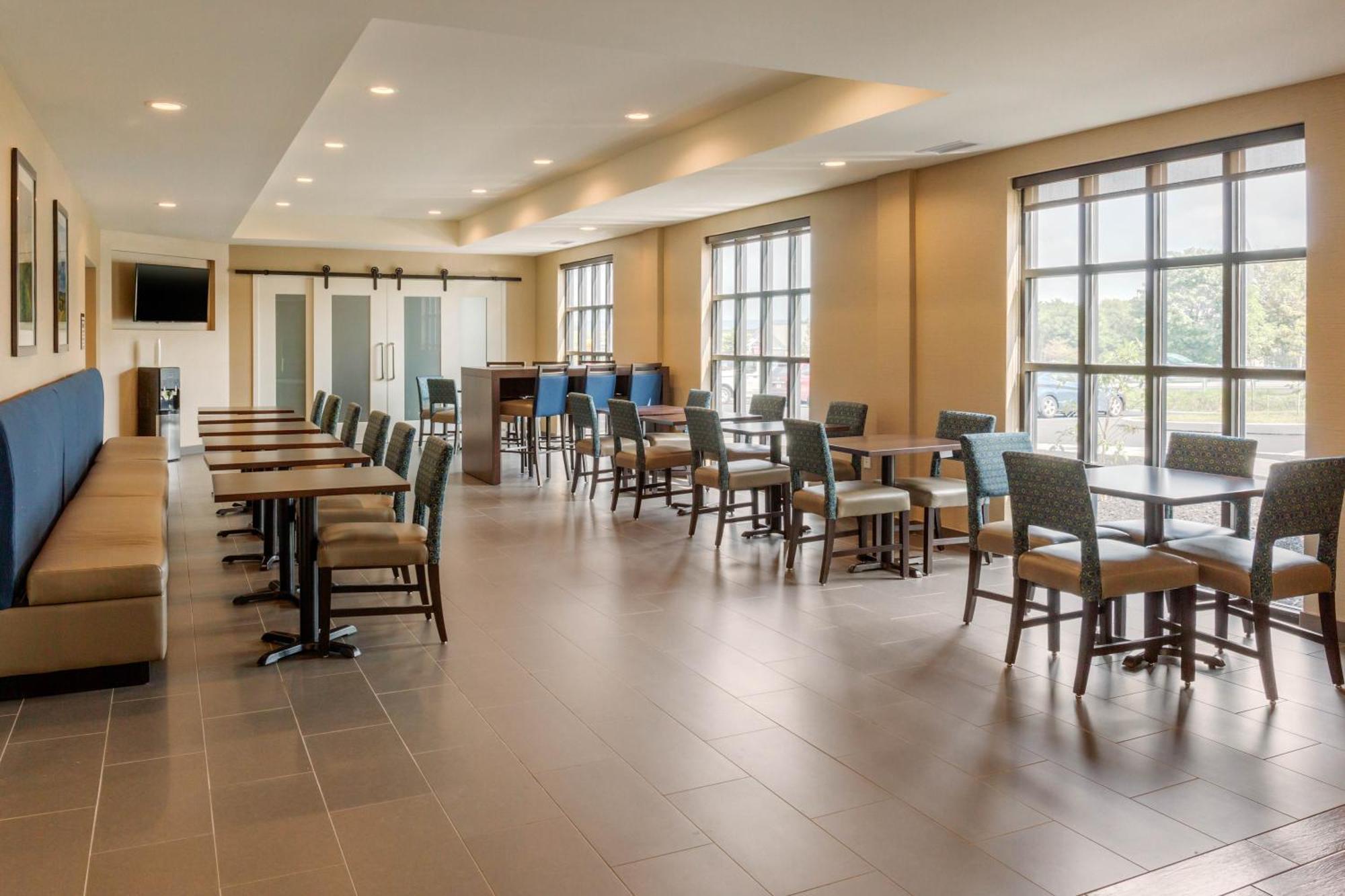 Comfort Inn & Suites Gap Amish Country Ngoại thất bức ảnh