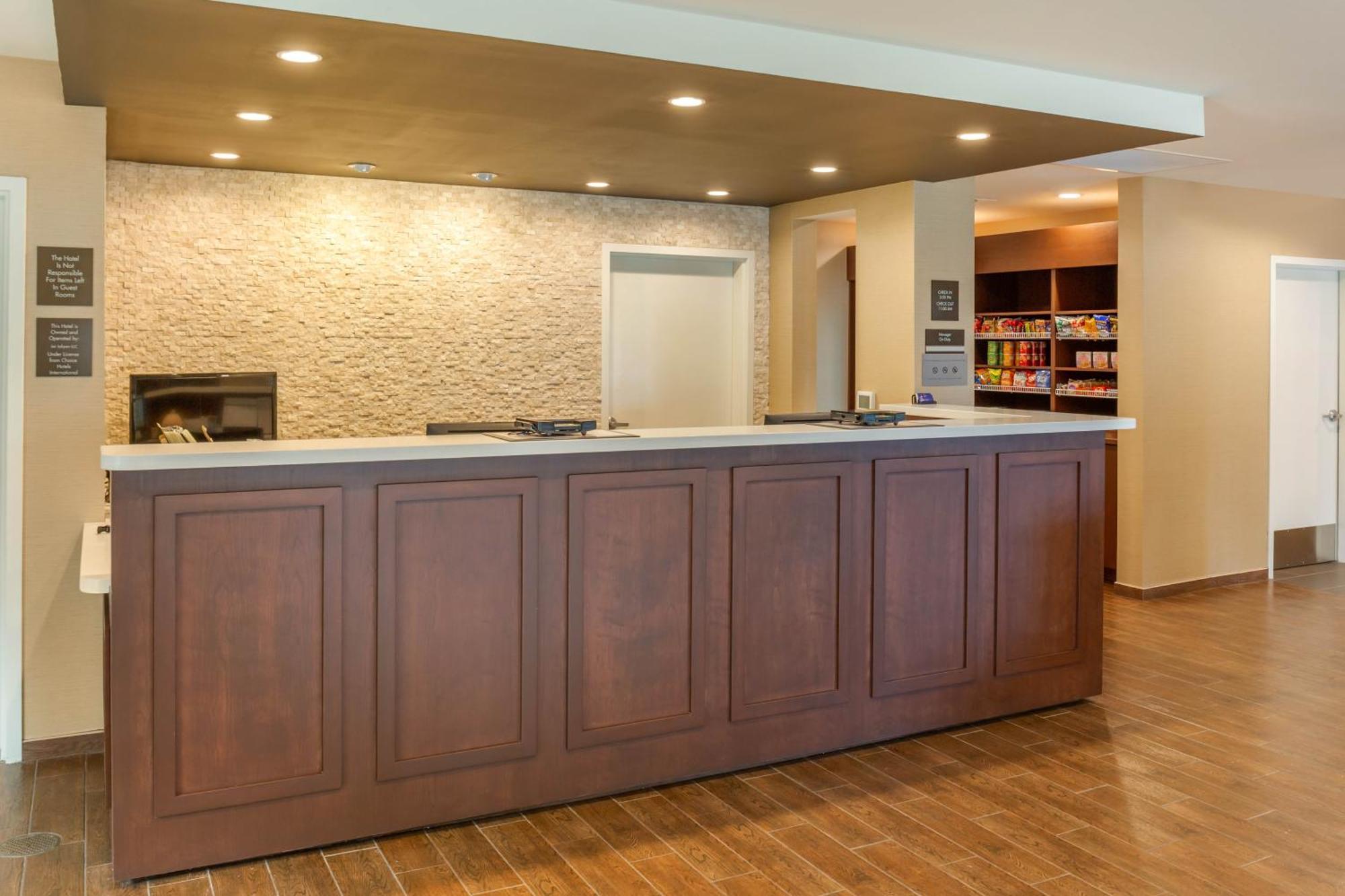 Comfort Inn & Suites Gap Amish Country Ngoại thất bức ảnh